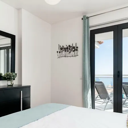 Canico Vi By An Island