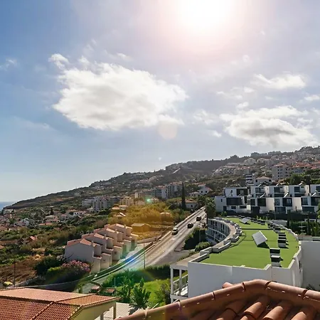 Canico Vi By An Island Apartament