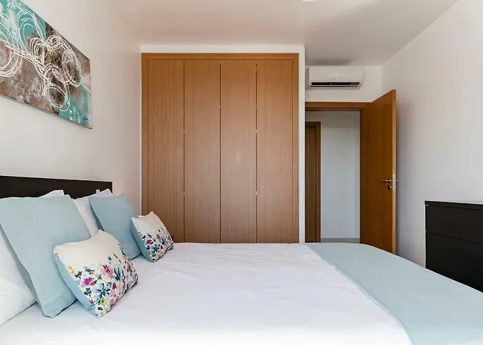 Apartment Canico Vi By An Island