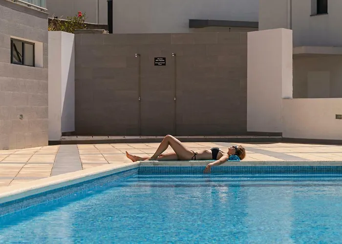 Canico Vi By An Island *