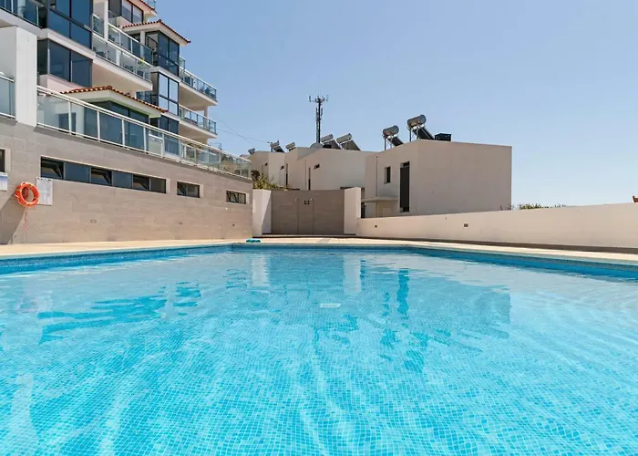 Canico Vi By An Island